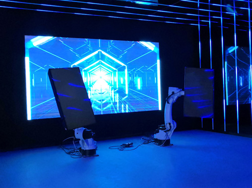 機(jī)械臂互動(dòng)